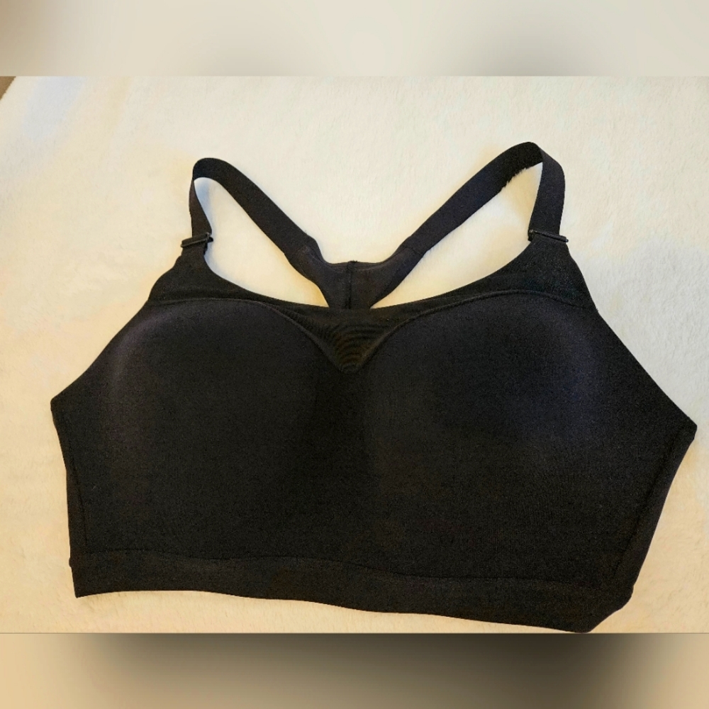 Victoria secret sports bra 36ddd